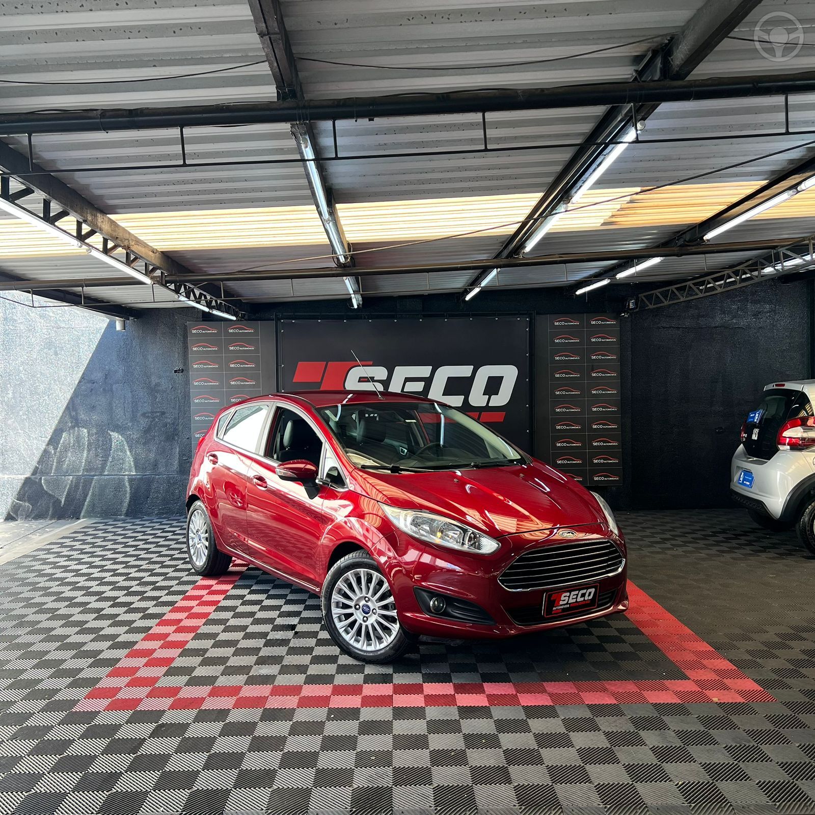 FIESTA TIT./TIT.PLUS 1.6 16V FLEX AUT. - 2015 - PASSO FUNDO