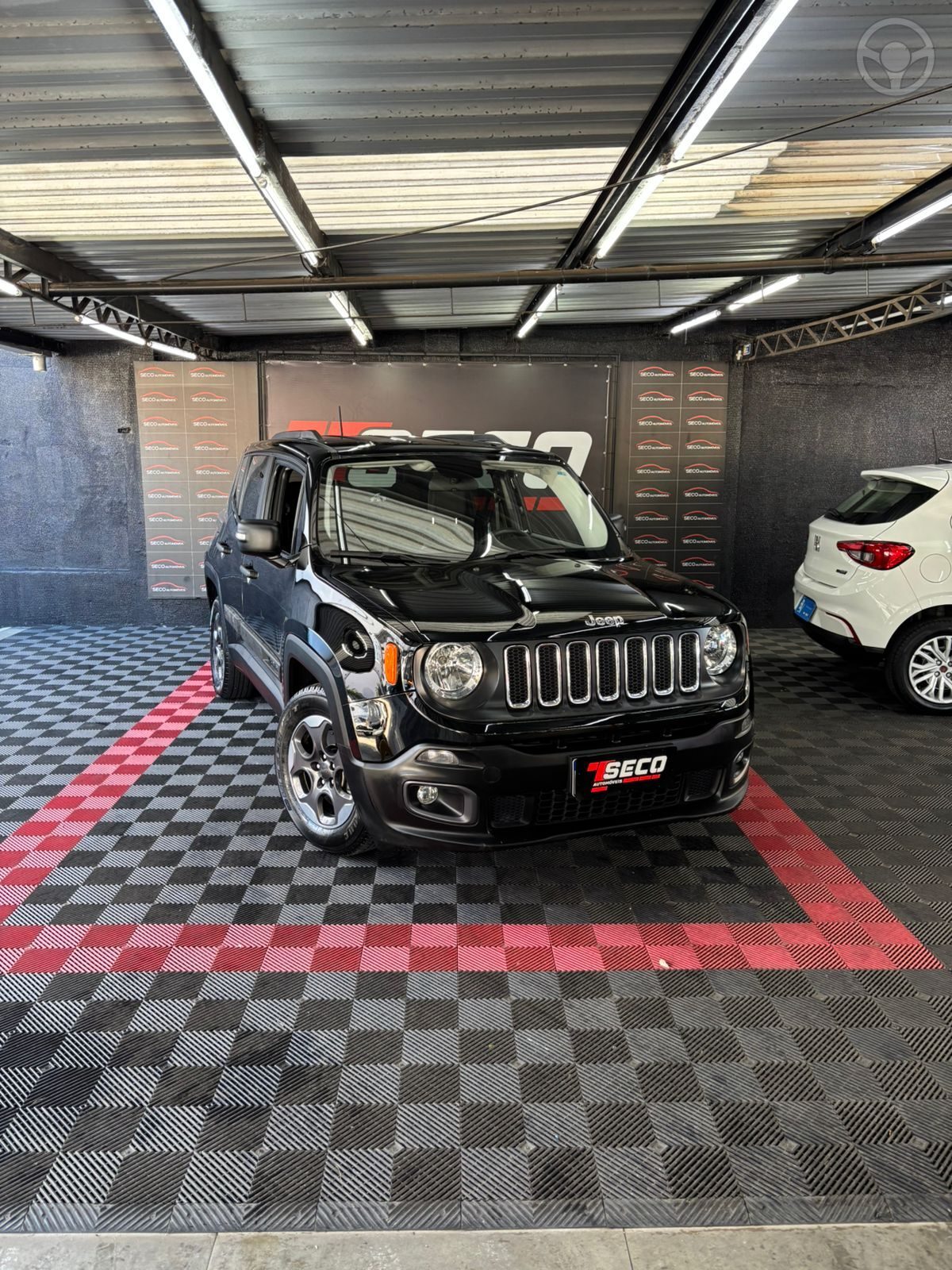 RENEGADE 1.8 16V FLEX SPORT 4P AUTOMÁTICO - 2016 - PASSO FUNDO