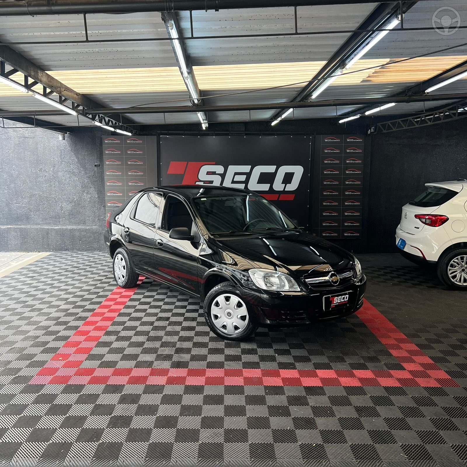 PRISMA 1.4 MPFI JOY 8V FLEX 4P MANUAL - 2009 - PASSO FUNDO