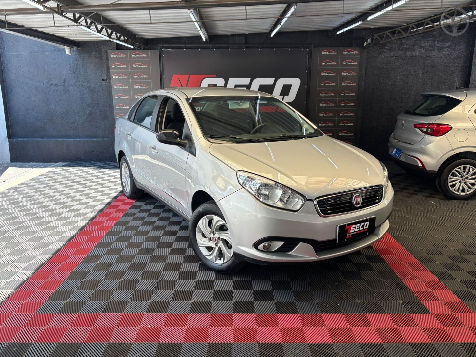 GRAND SIENA 1.4 MPI ATTRACTIVE 8V FLEX 4P MANUAL - 2018 - PASSO FUNDO