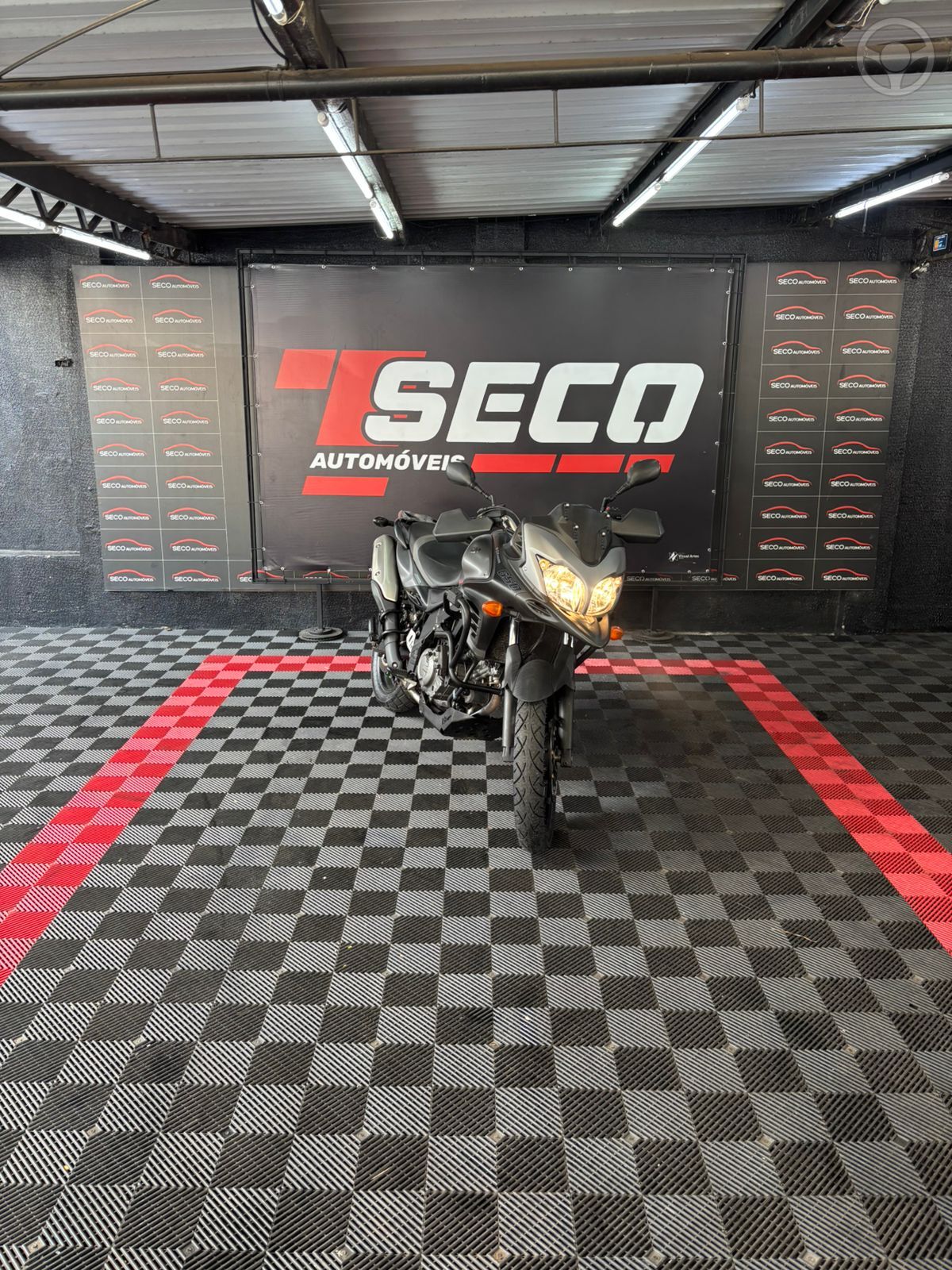 V-STROM 650 ABS - 2017 - PASSO FUNDO