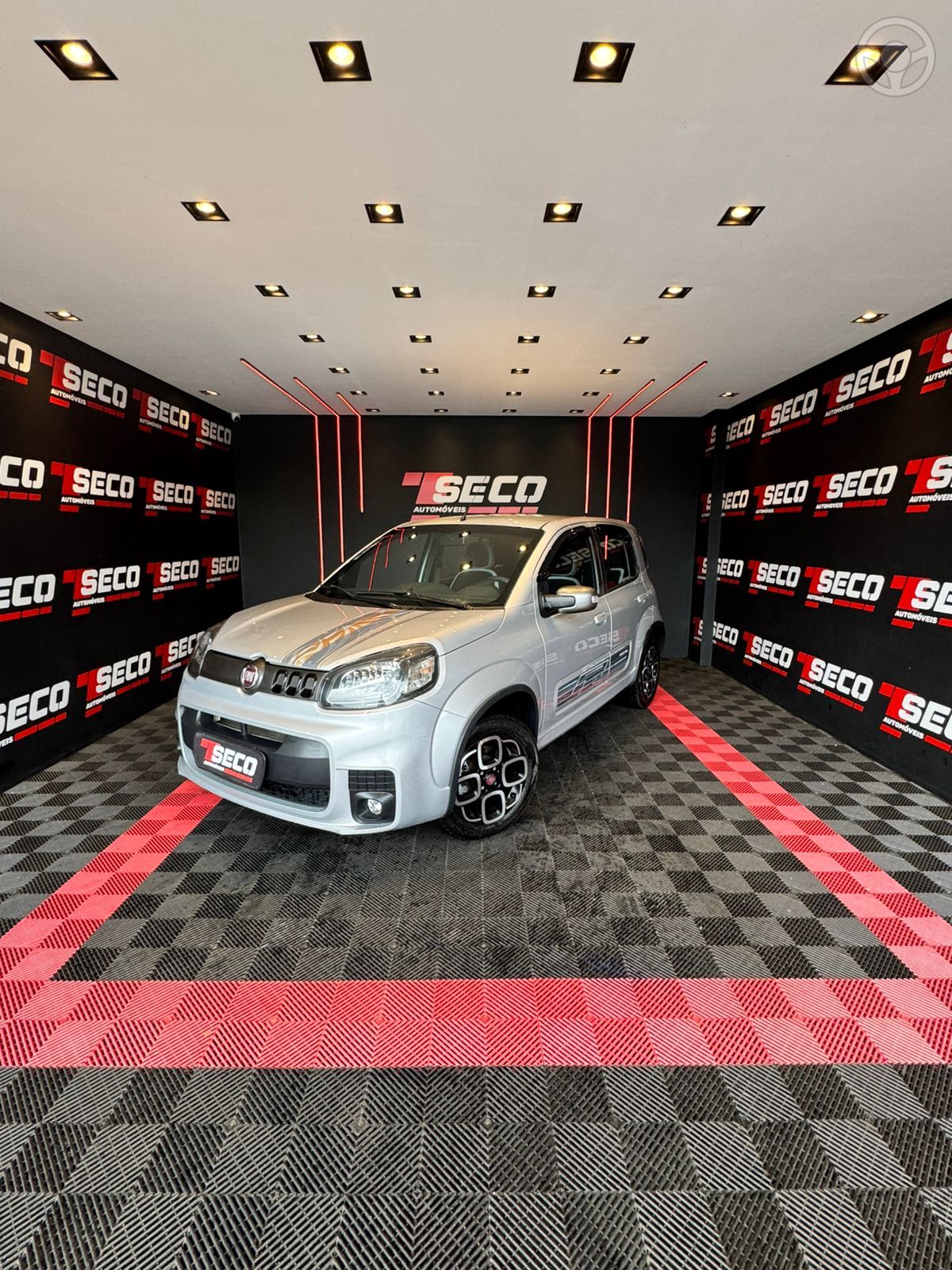 UNO 1.4 EVO SPORTING SE BLUE EDITION 8V FLEX 4P AUTOMATIZADO - 2016 - PASSO FUNDO