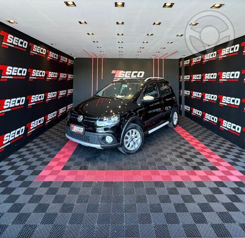 CROSSFOX 1.6 MI FLEX 8V 4P AUTOMATIZADO - 2014 - PASSO FUNDO