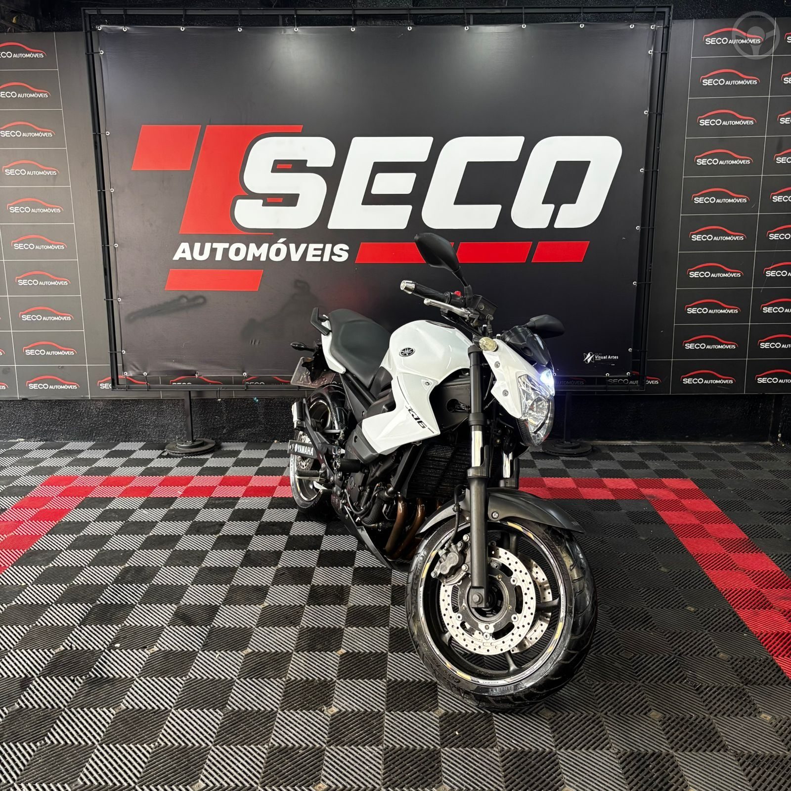 XJ6 N - 2013 - PASSO FUNDO