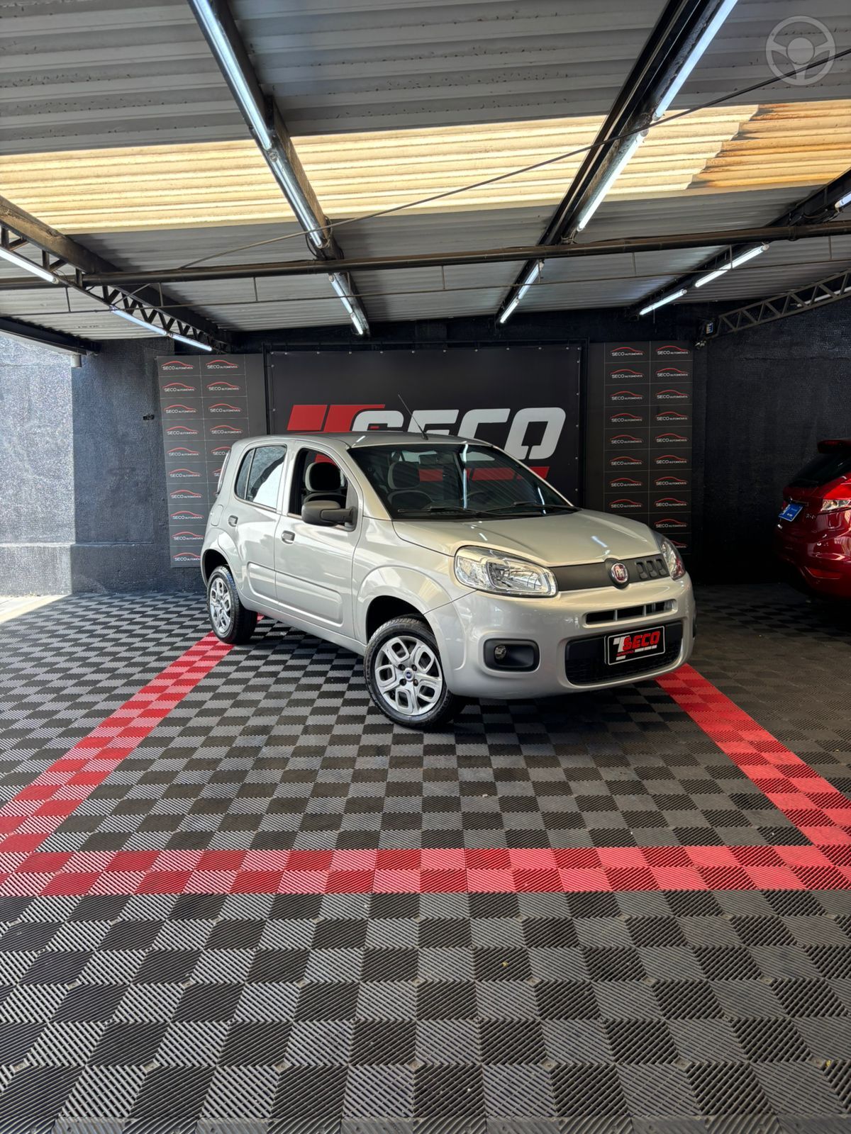 UNO ATTRACTIVE 1.0 FIRE FLEX 8V 5P - 2015 - PASSO FUNDO