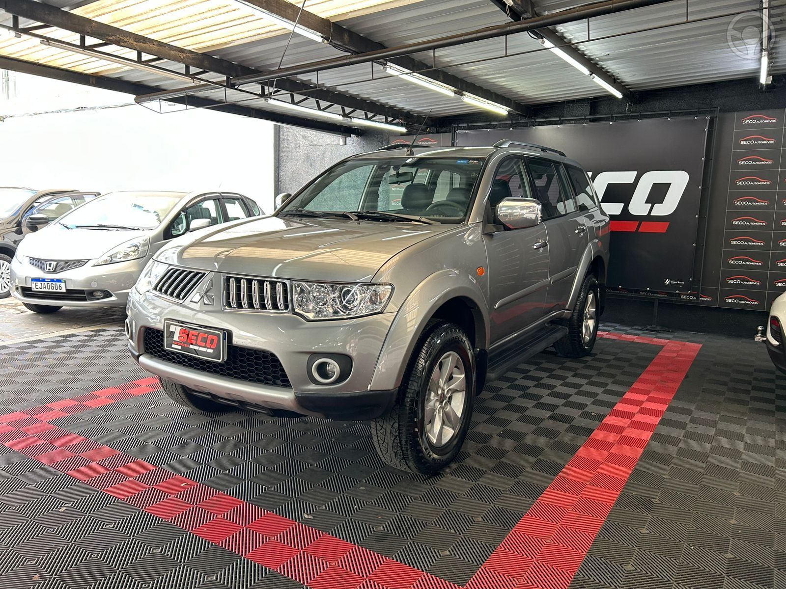 PAJERO DAKAR 3.2 4X4 T.I. DIES. 5P AUT. - 2012 - PASSO FUNDO