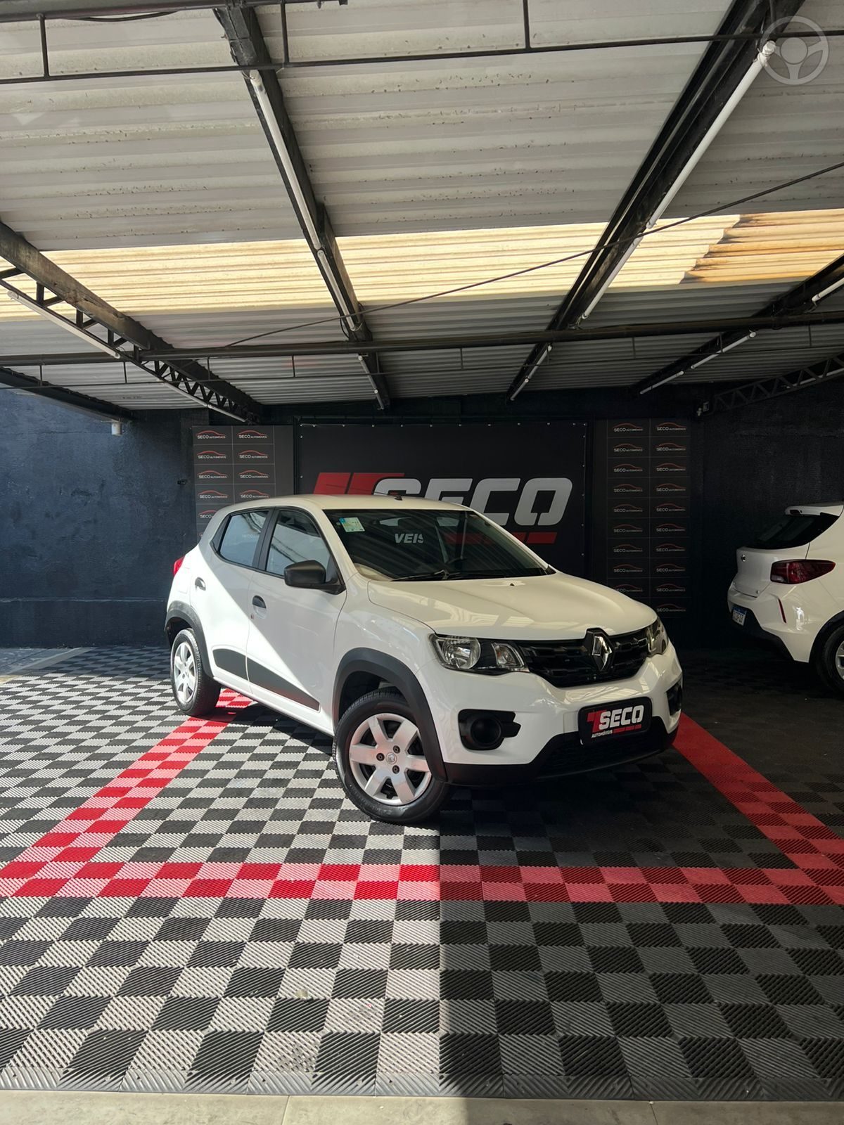 KWID 1.0 12V SCE FLEX ZEN MANUAL - 2019 - PASSO FUNDO