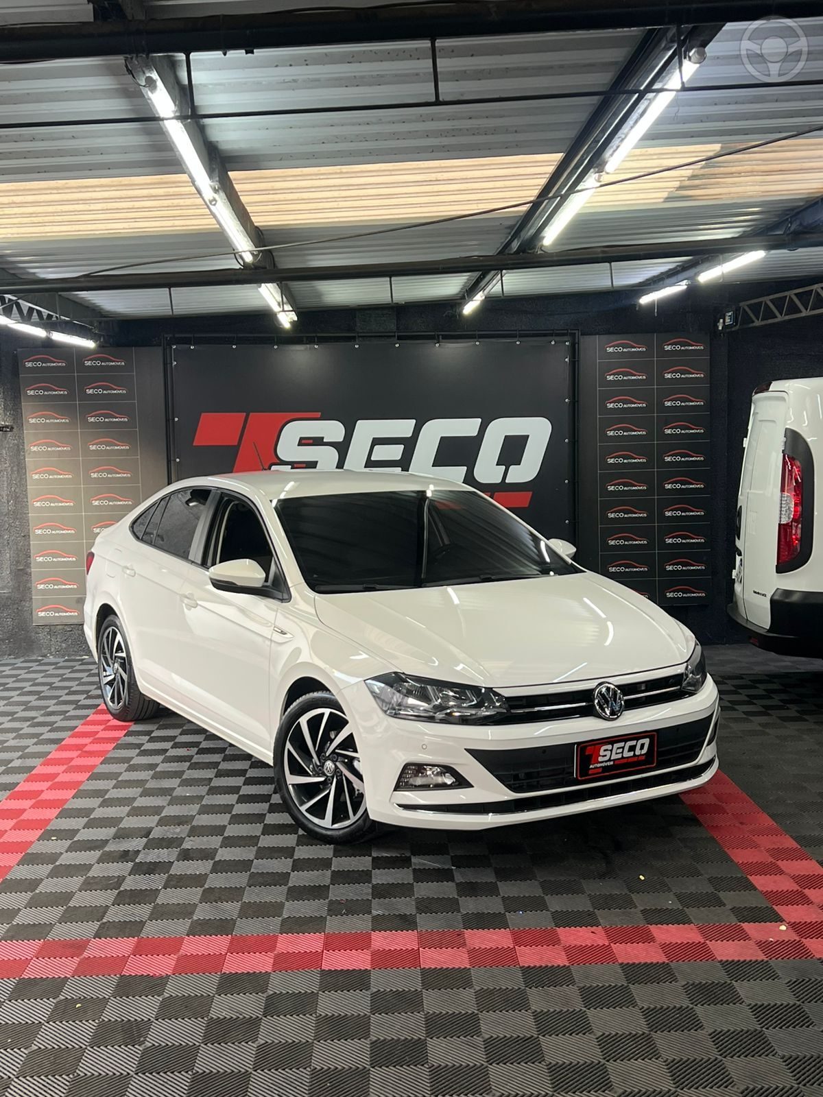 VIRTUS 1.0 200 TSI HIGHLINE AUTOMÁTICO - 2022 - PASSO FUNDO
