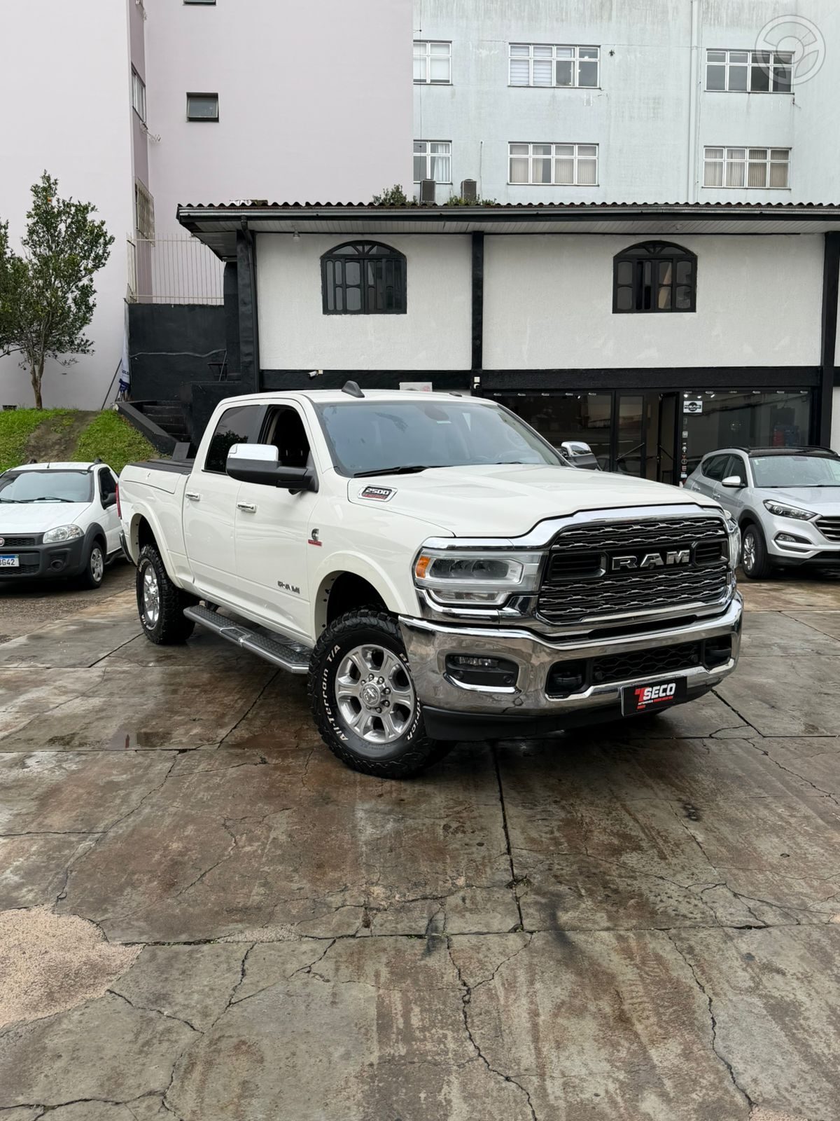 2500 6.7 I6 TURBO DIESEL LARAMIE CD 4X4 AUTOMÁTICO - 2020 - PASSO FUNDO