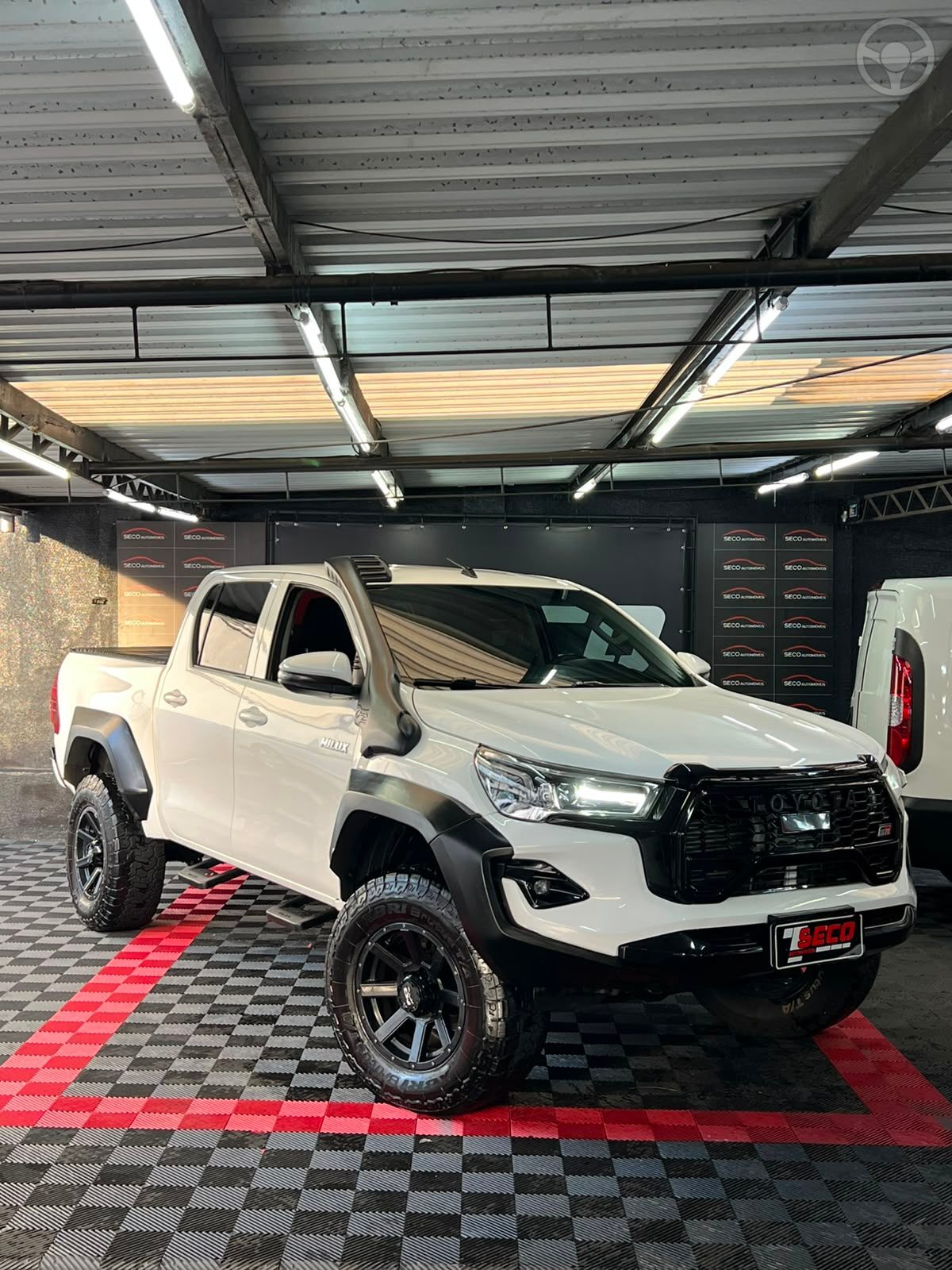 HILUX 2.8 POWER PACK 4X4 CD 16V DIESEL 4P MANUAL - 2020 - PASSO FUNDO