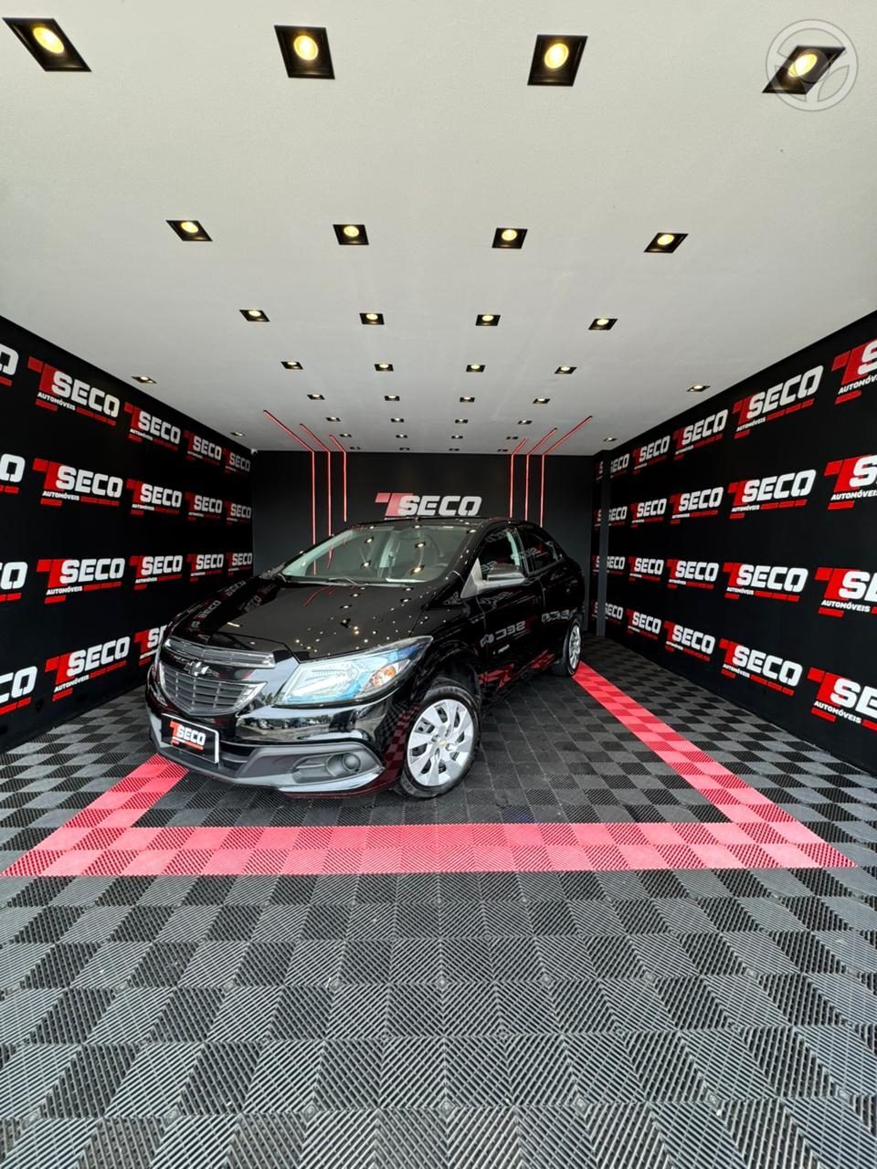 PRISMA 1.4 MPFI LT 8V FLEX 4P MANUAL - 2016 - PASSO FUNDO