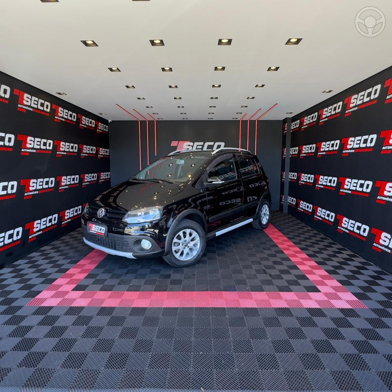 CROSSFOX 1.6 MI FLEX 8V 4P AUTOMATIZADO - 2013 - PASSO FUNDO