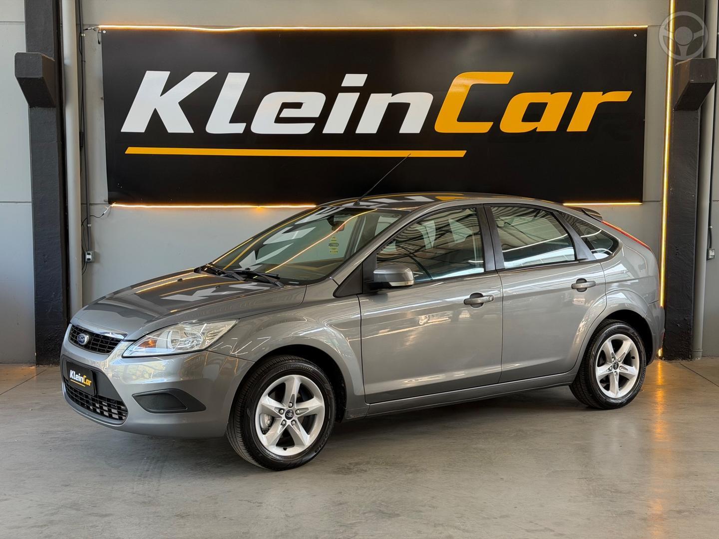 FOCUS 1.6 GLX 16V FLEX 4P MANUAL - 2011 - NOVO HAMBURGO