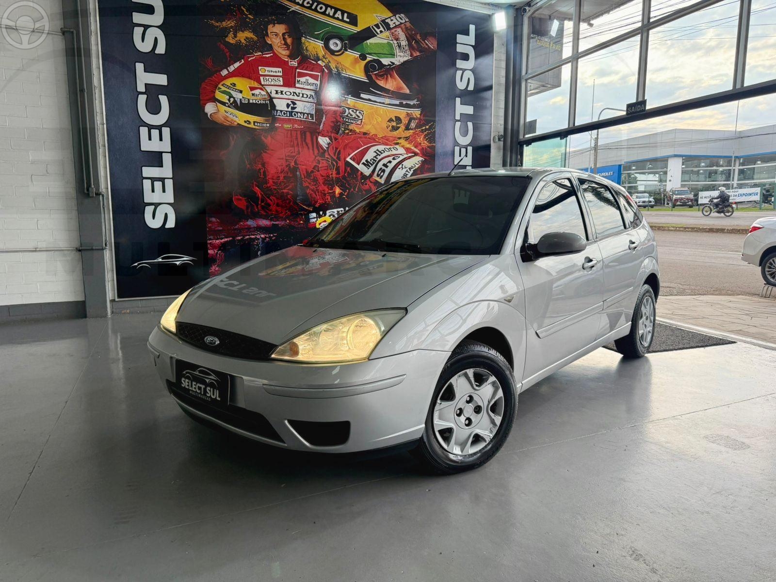 FOCUS 1.6 8V FLEX 4P MANUAL - 2004 - PASSO FUNDO