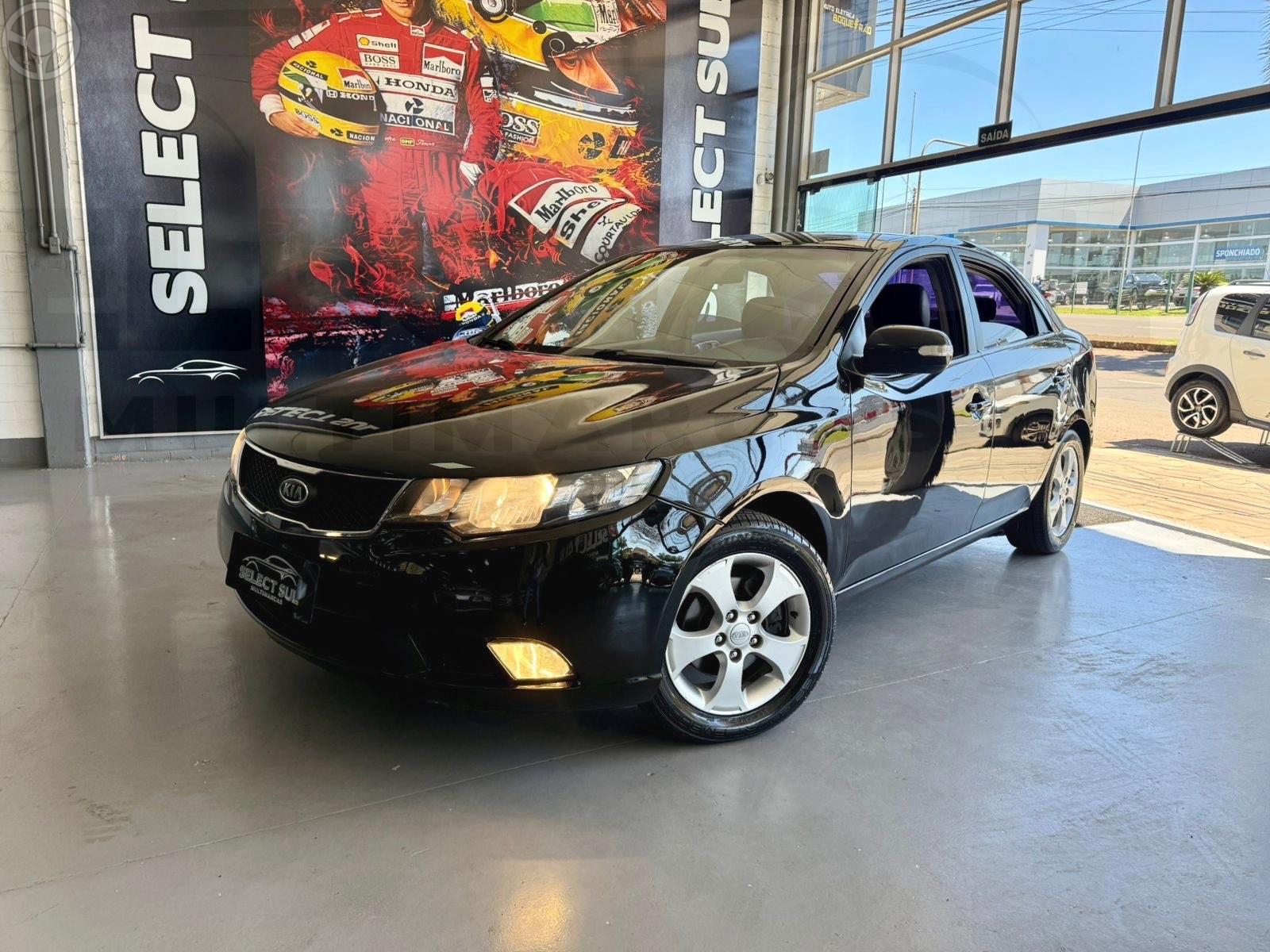 CERATO 1.6 E.283 SEDAN 16V 4P MANUAL - 2011 - PASSO FUNDO