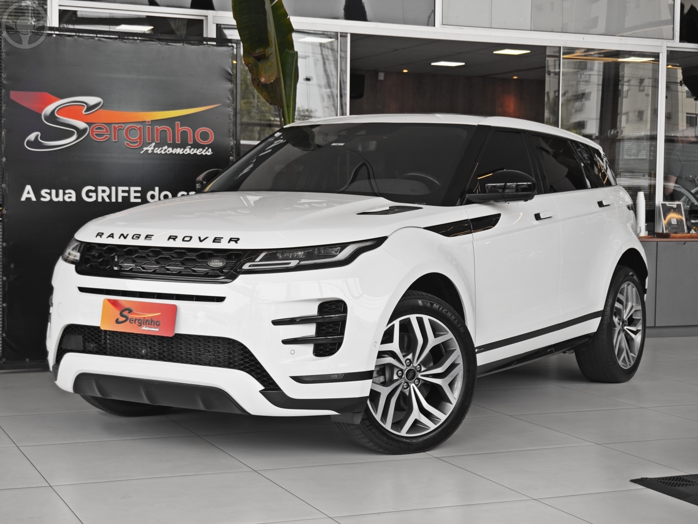 RANGE ROVER EVOQUE 2.0 P300 MHEV R-DYNAMIC HSE AWD AUTOMÁTICO - 2020 - NOVO HAMBURGO