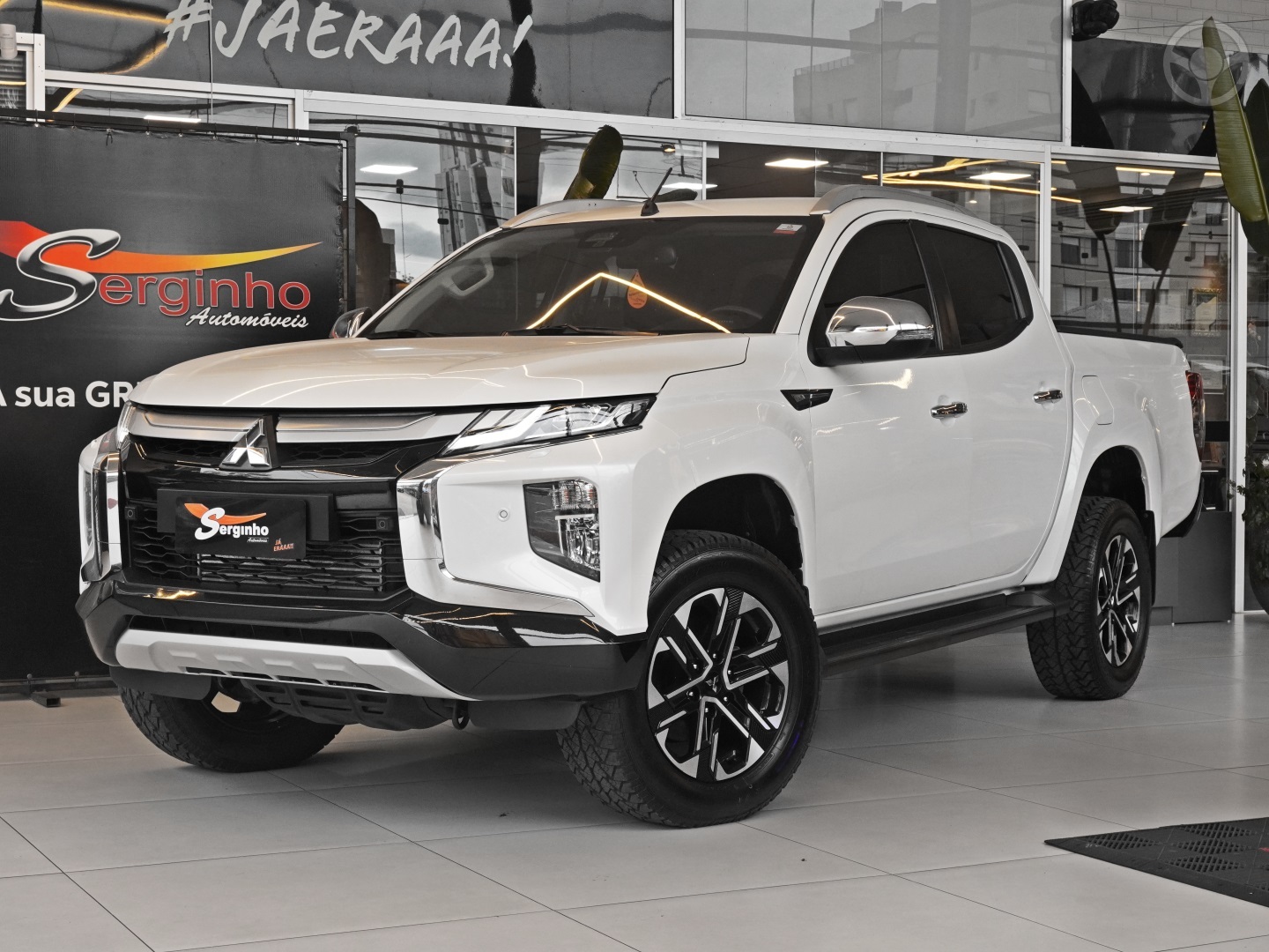 L200 TRITON 2.4 16V TURBO DIESEL SPORT HPE-S CD 4P 4X4 AUTOMÁTICO - 2024 - NOVO HAMBURGO