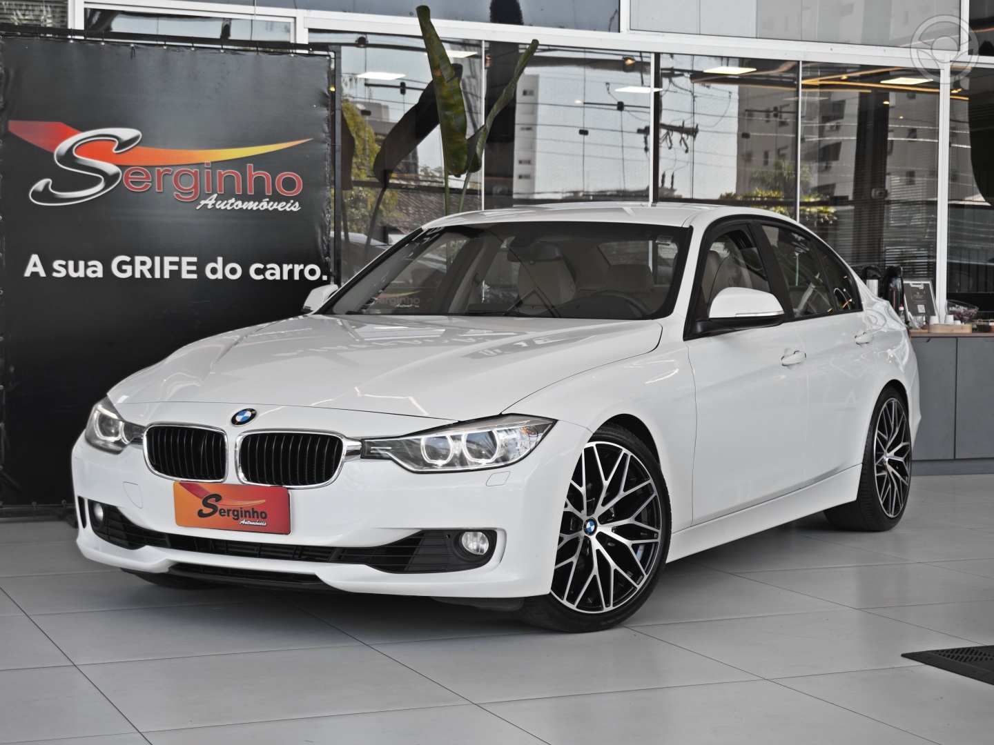 320I 2.0 16V TURBO ACTIVE FLEX 4P AUTOMÁTICO - 2015 - NOVO HAMBURGO