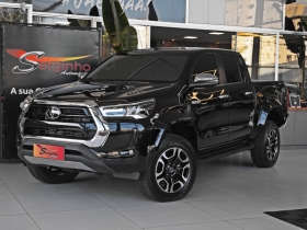 HILUX 2.8 D-4D TURBO DIESEL CD SRX PLUS 4X4 AUTOMÁTICO