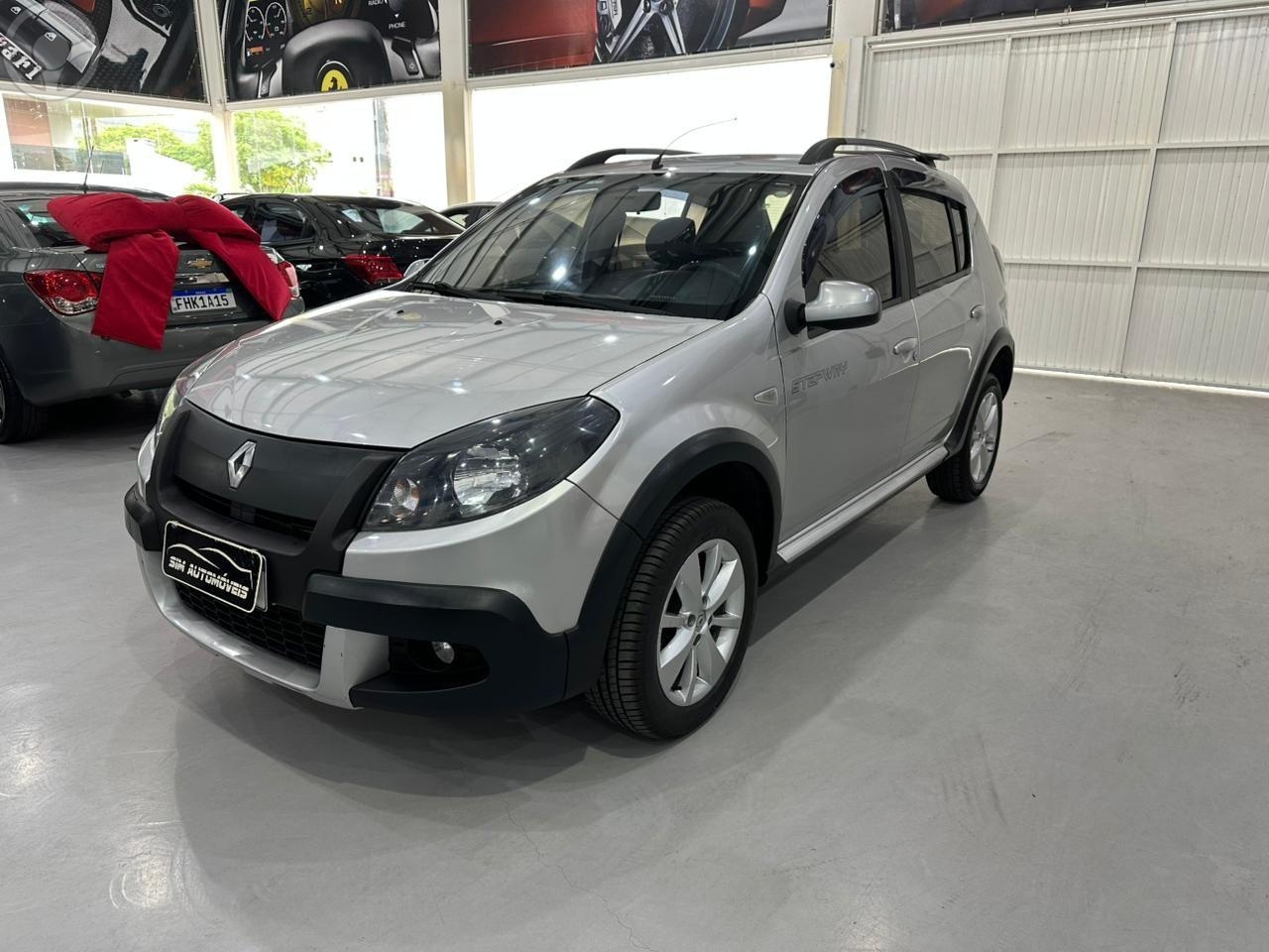 SANDERO 1.6 STEPWAY 16V FLEX 4P AUTOMATICO - 2013 - ROLANTE