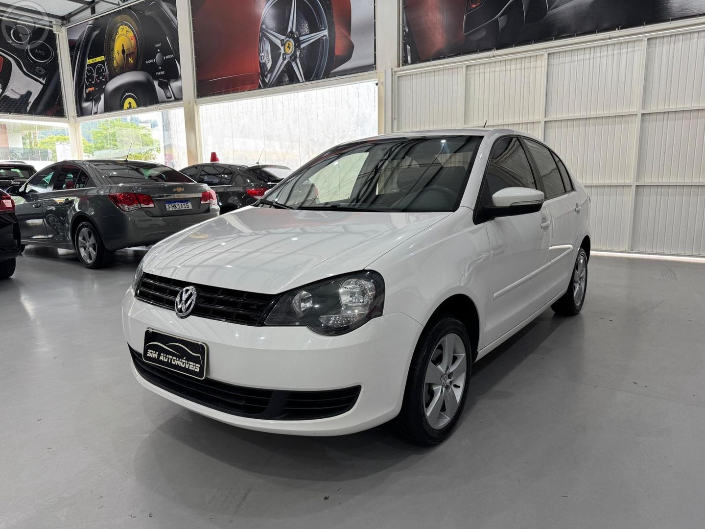 POLO SEDAN 1.6 8V 4P MANUAL - 2014 - ROLANTE