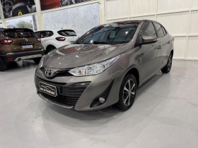 yaris 1.5 xs connect sedan 16v flex 4p automatico 2020 rolante