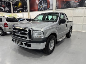 F-250 3.9 XLT 4X2 CS DIESEL 2P MANUAL