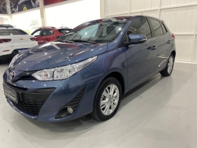 yaris 2019 rolante
