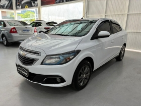 prisma 1.4 mpfi ltz 8v flex 4p manual 2014 rolante