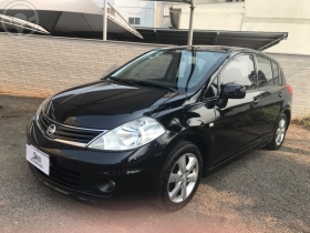 tiida 1.8 sl 2013 lajeado