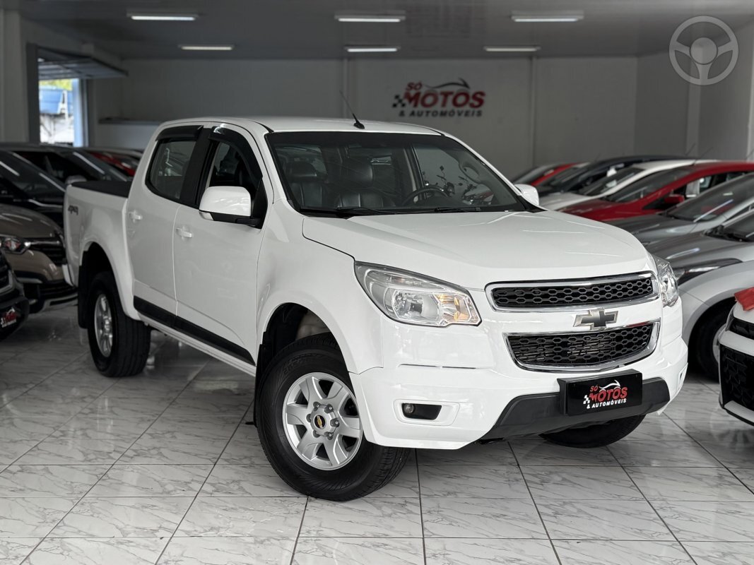 S10 2.8 LT 4X4 CD 16V TURBO DIESEL 4P MANUAL - 2015 - SANTA CRUZ DO SUL
