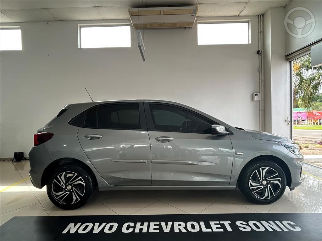 ONIX 1.0 FLEX LT MANUAL - 2025 - CACHOEIRA DO SUL