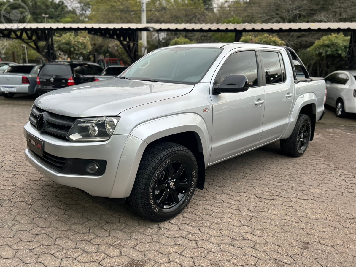 AMAROK 2.0 TRENDLINE 4X4 CD 16V TURBO INTERCOOLER DIESEL 4P MANUAL - 2013 - CAMPO BOM