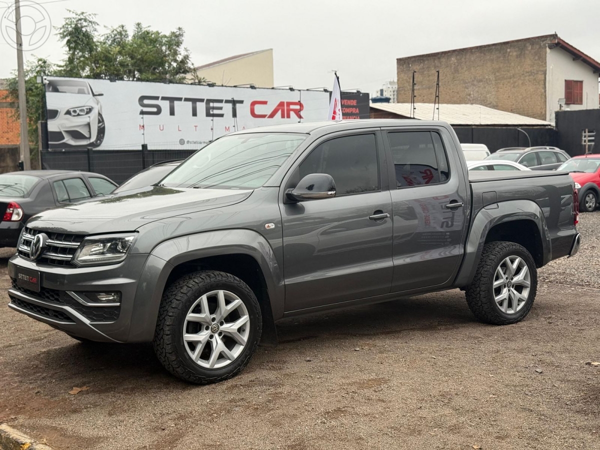 AMAROK 3.0 V6 TDI HIGHLINE CD DIESEL 4MOTION AUTOMÁTICO - 2018 - CAMPO BOM