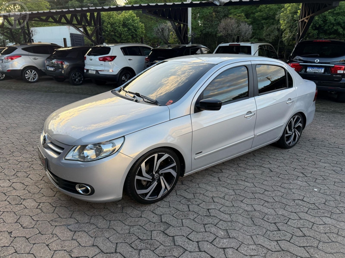 VOYAGE 1.6 MI TREND 8V FLEX 4P MANUAL - 2009 - CAMPO BOM