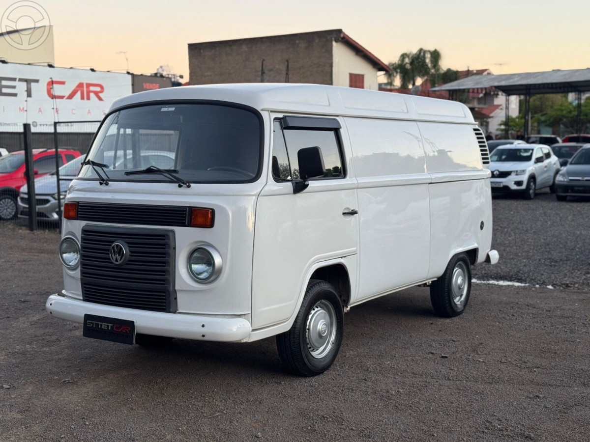 KOMBI 1.4 MI FURGÃO 8V FLEX 3P MANUAL - 2013 - CAMPO BOM