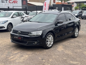 JETTA 2.0 COMFORTLINE FLEX 4P TIPTRONIC