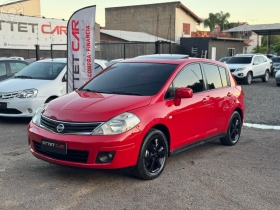 tiida 1.8 sl 16v flex 4p manual 2010 campo bom