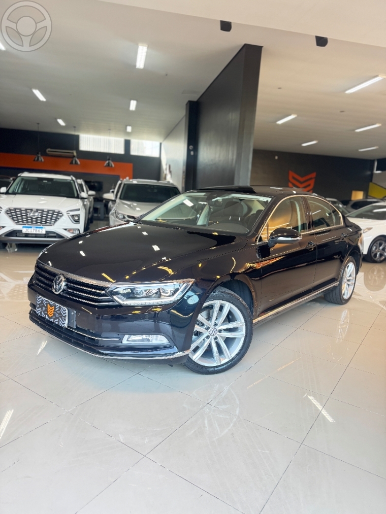 PASSAT 2.0 16V TSI BLUEMOTION HIGHLINE 4P DSG - 2018 - PASSO FUNDO