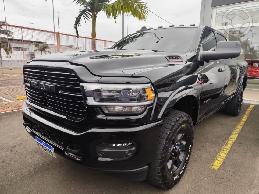 3500 LARAMIE 6.7 CD 4X4 TURBO DIESEL 4P AUTOMÁTICO - 2022 - PASSO FUNDO