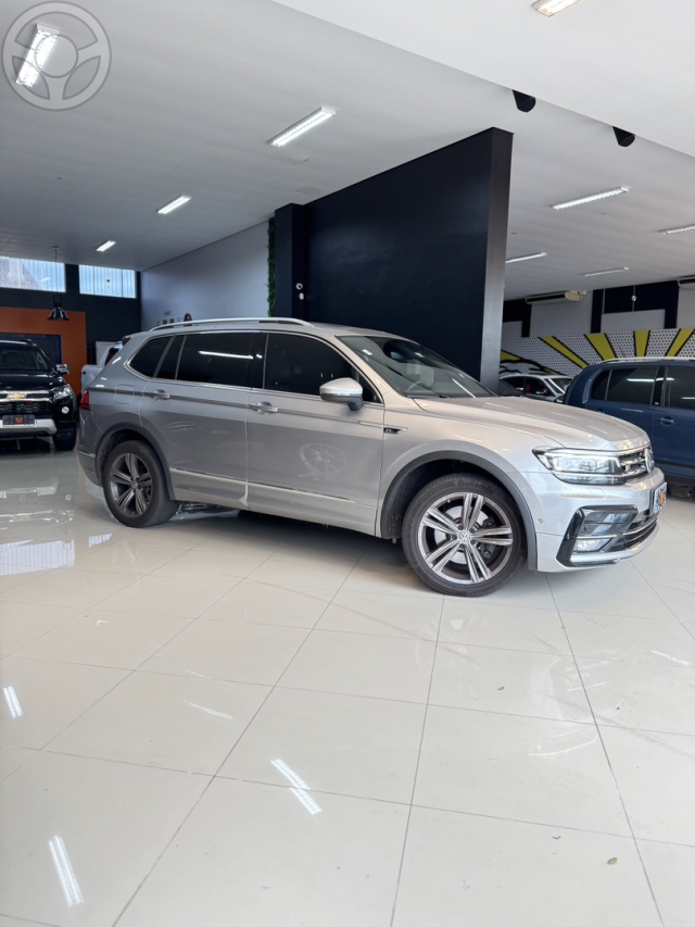 TIGUAN 2.0 ALLSPACE R-LINE 350 TSI 4X4 4P - 2020 - PASSO FUNDO