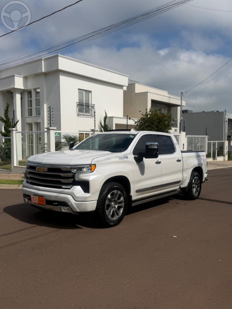 SILVERADO 5.3 1500 HIGH 4X4 COUNTRY 4X4 AUTOMÁTICO - 2024 - PASSO FUNDO