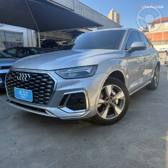 Q5 2.0 55 TFSI PHEV SPORTBACK PERFORMANCE BLACK QUATTRO HÍBRIDO 4P AUTOMÁTICO - 2023 - PASSO FUNDO