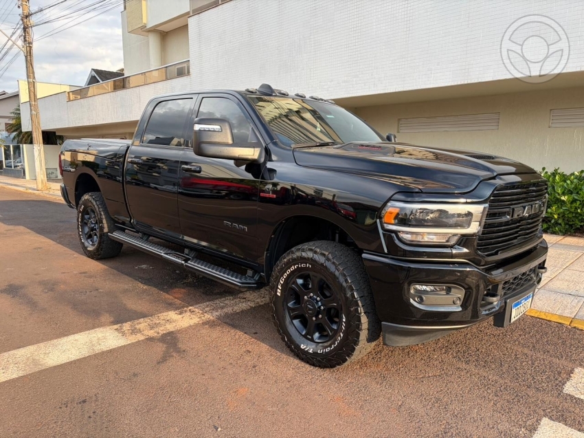 2500 LARAMIE 6.7 NIGHT ED TURBO CD 4X4 DIESEL 4P AUTOMÁTICO - 2024 - PASSO FUNDO