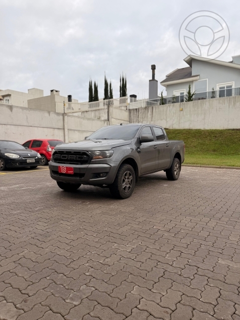 RANGER 2.2 XLS 4X4 CD 16V DIESEL 4P MANUAL - 2017 - PASSO FUNDO