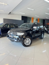 pajero 3.5 hpe 4x4 7 lugares v6 24v flex 4p automatico 2016 passo fundo