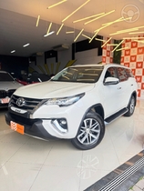 hilux sw4 2.8 srx 4x4 7 lugares 16v turbo intercooler diesel 4p automatico 2018 passo fundo