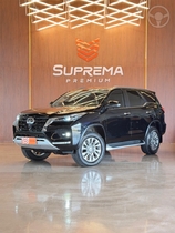 hilux sw4 2.8 srx 4x4 7 lugares 16v turbo intercooler diesel 4p automatico 2023 passo fundo