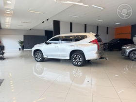 pajero sport 2.4 hpe s 4x4 diesel 4p automatico 2022 passo fundo