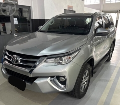HILUX SW4 2.7 SRV 4X2 16V FLEX 7 LUGARES 4P AUTOMÁTICO
